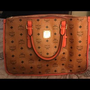 MCM Visetos handbag with crossbody strap!